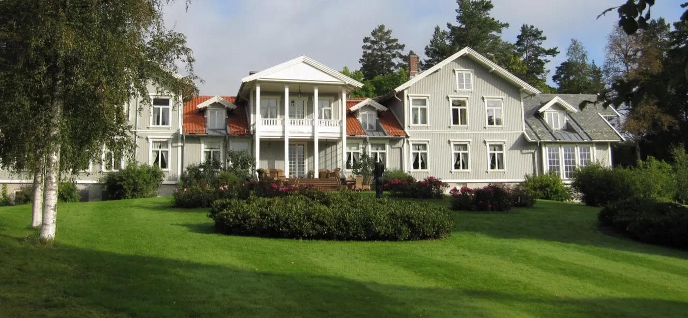 Losby Gods uteområde